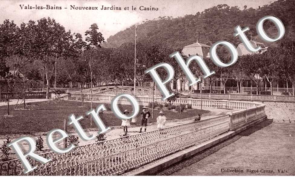 Vals-les-Bains, Nouveaux Jardins et le Casino