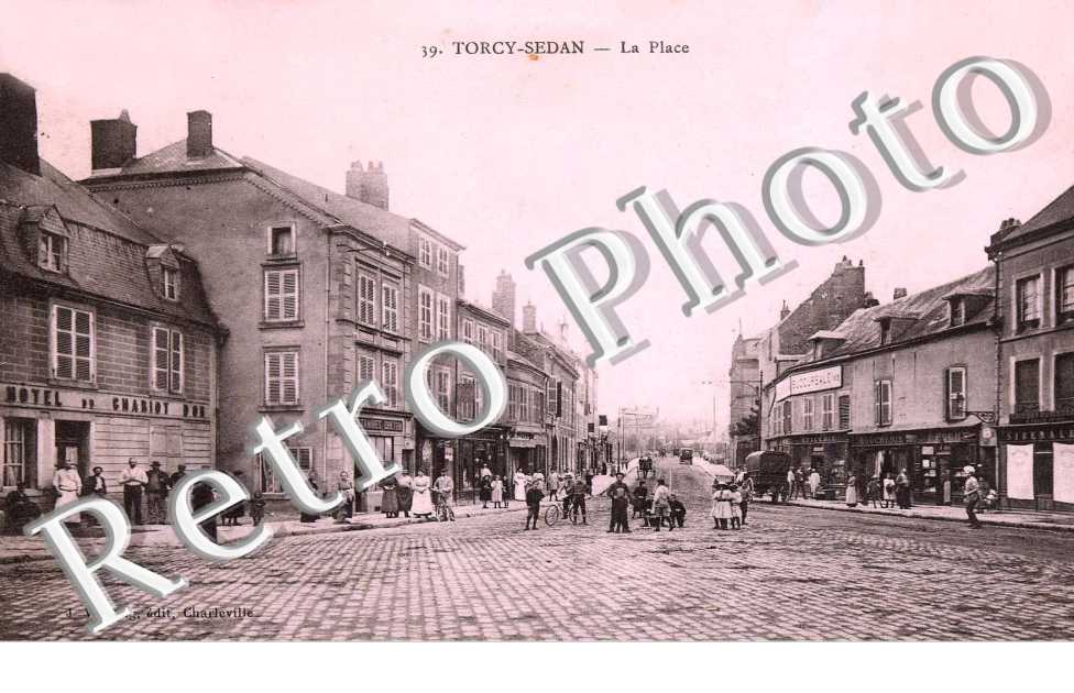 Torcy - La place