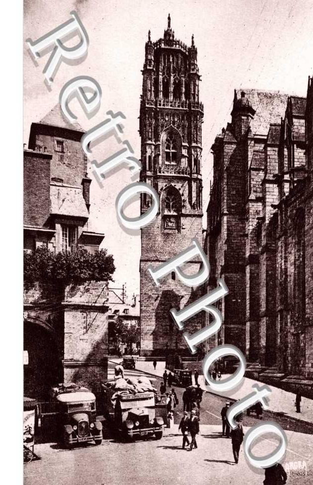 la Cathedrale Clocher