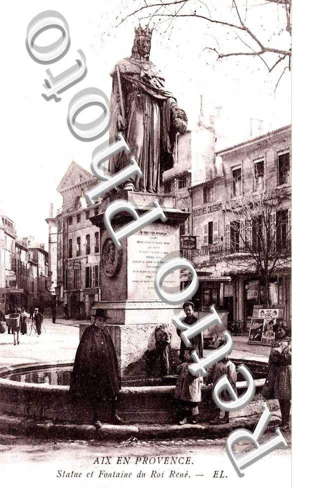 Statue et Fontaine du Roi Renee