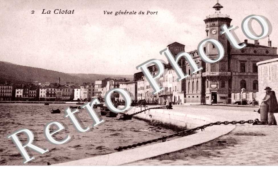 Vue generale du Port