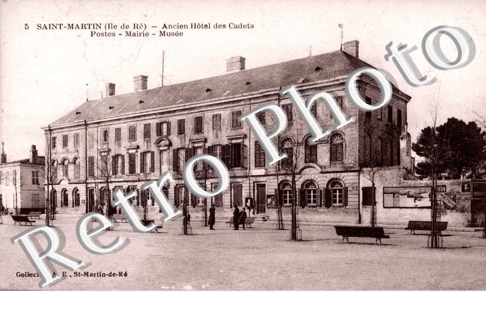 ancien hôtel des cadets. Postes, Mairie, Musee