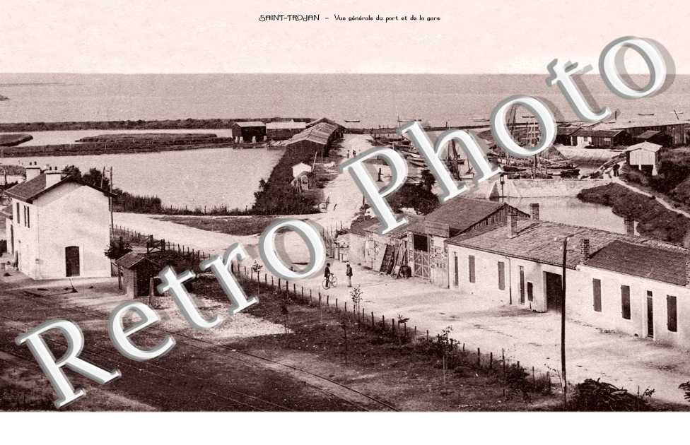 Vue generale du Port et la Gare