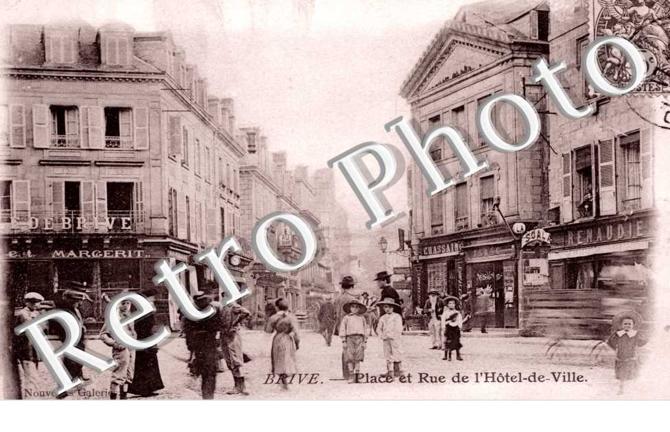 Place et Rue de l&#039;Hotel-de-Ville