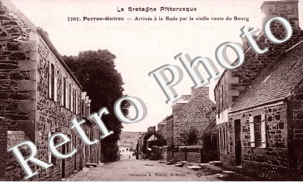 Arrivee a la Rade par la Vieille Route du Bourg
