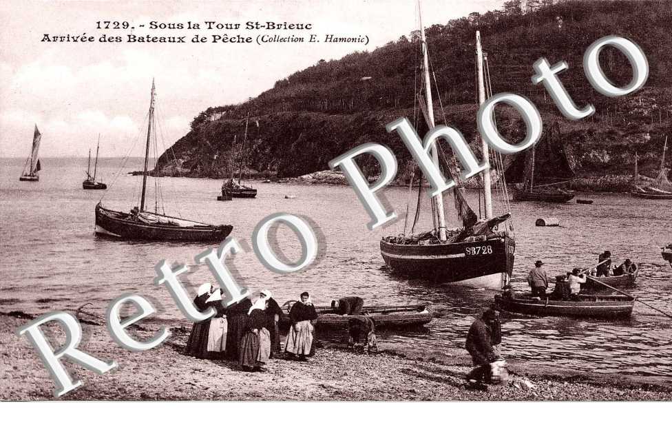 arrivee des bateaux de peche