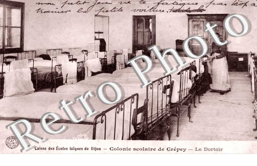 Colonie Scolaire de Cepey - Le Dortoir