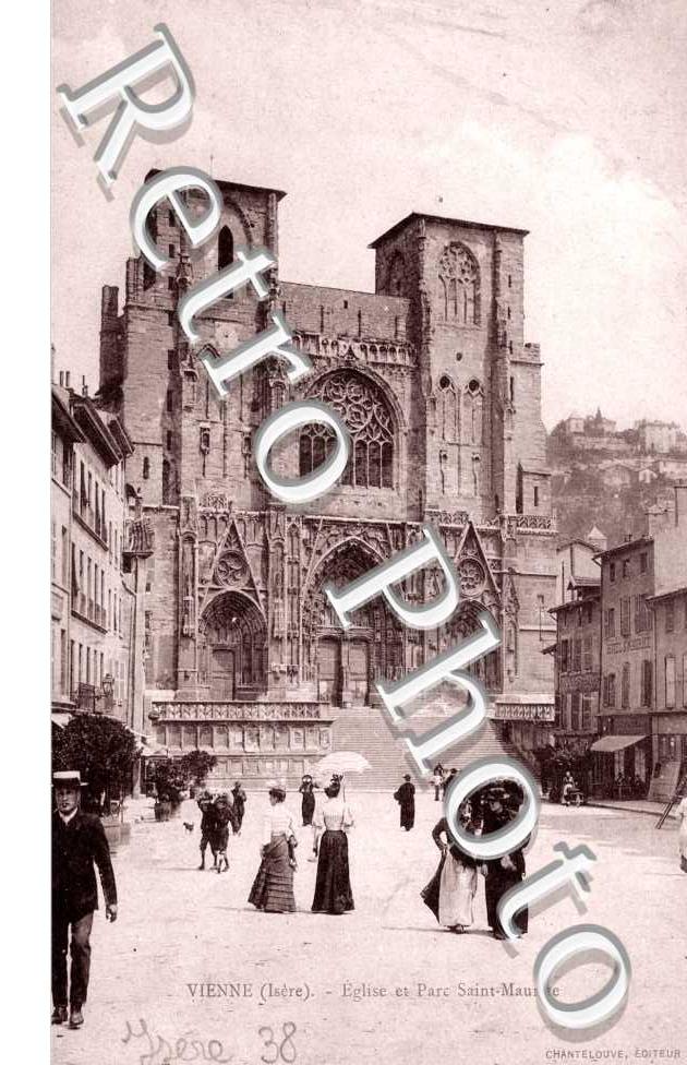 Eglise et Parc Saint Maurice
