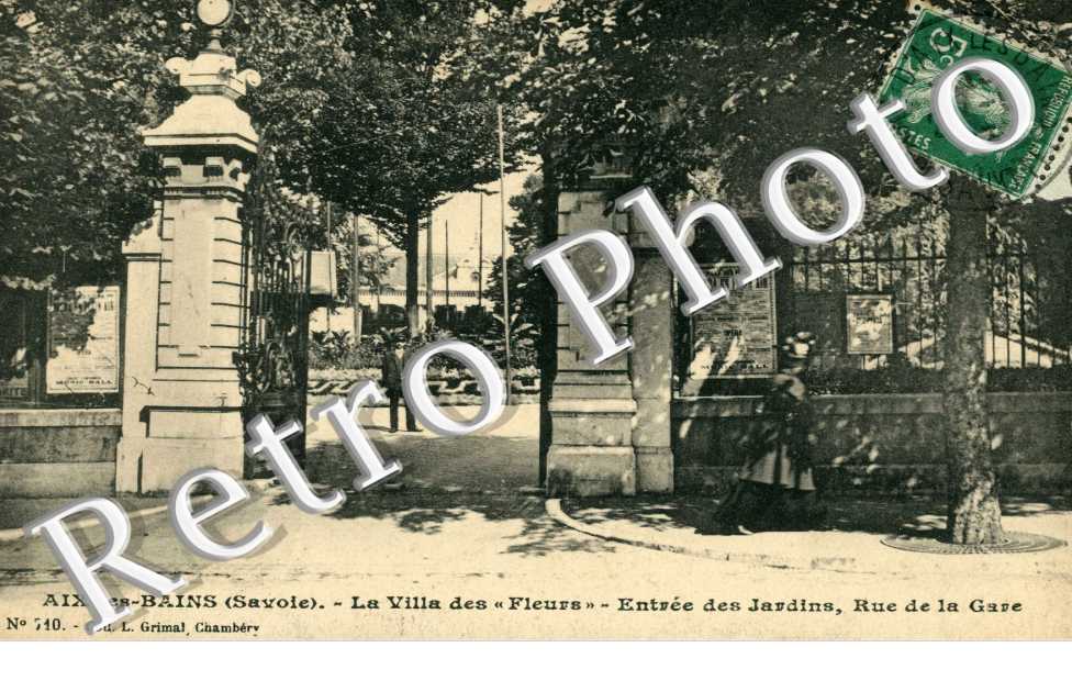 La Villa des Fleurs. Entrée des jardins, rue de la gare.