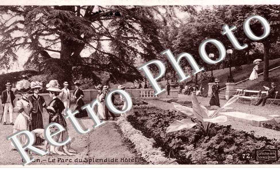 Le parc du Splendid Hotel
