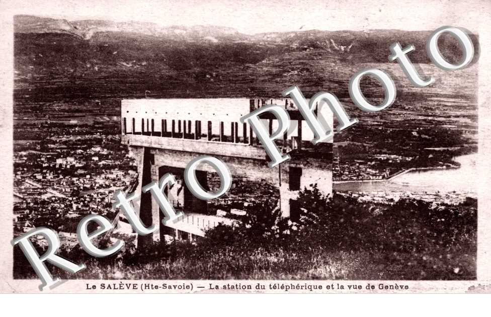 La Station du Telepherique et la vue de Geneve - Le Saleve