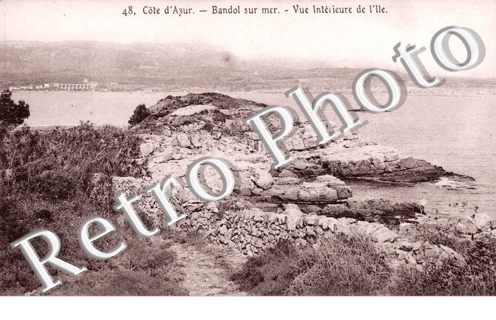 Vue Interieure de l&#039;Ile