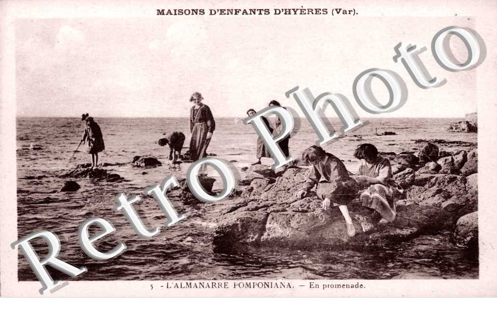 l&#039;Almanarre Pomponamia - En promenade