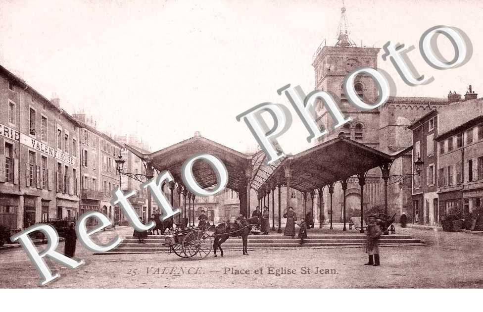 Place et eglise Saint Jean