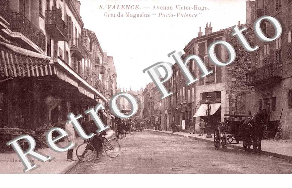 AVENUE VICTOR HUGO