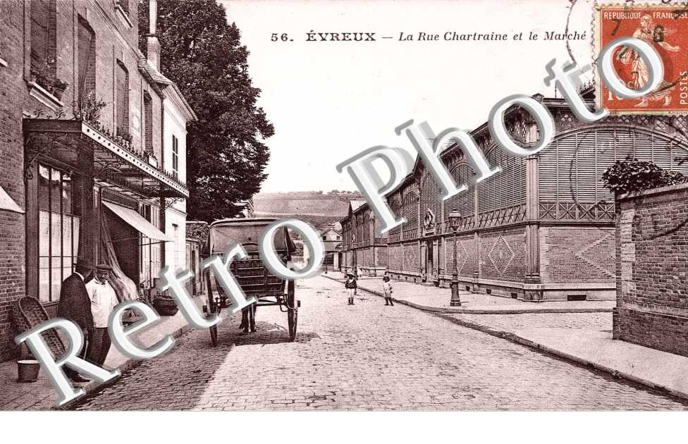 rue Chartraine et le marche