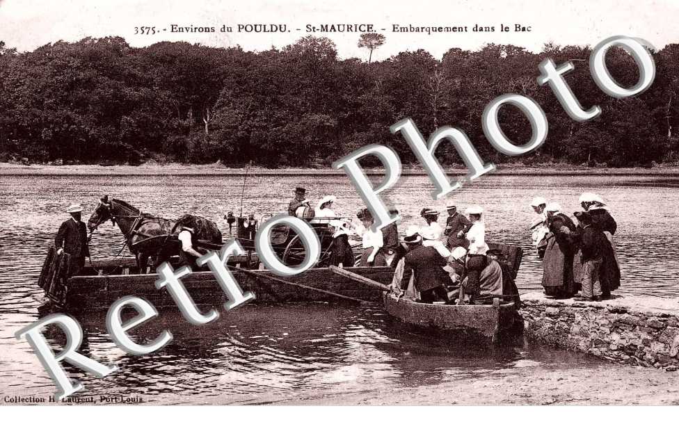 Pouldu saint Maurice. Embarquement dans le bac