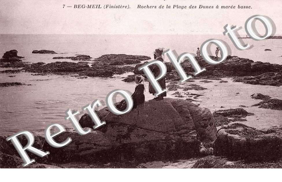 Beg Meil Rochers de la plage des dunes a mareee basse