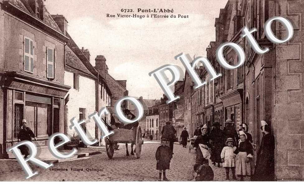 rue Victor Hugo a l&#039;entree du pont