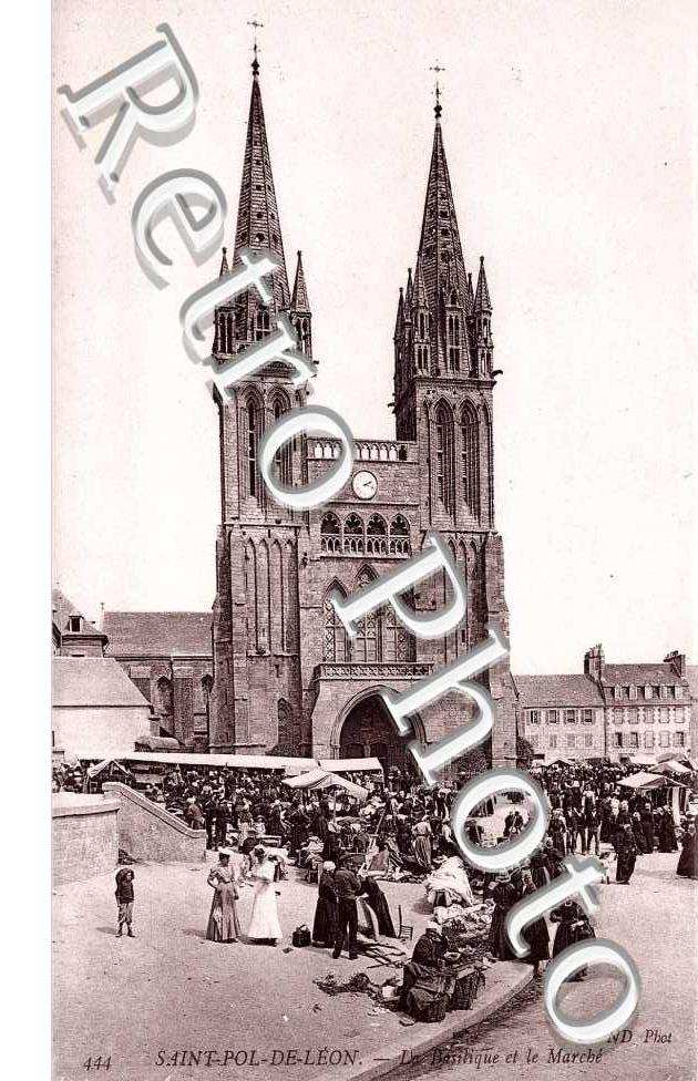 la basilique et le marche