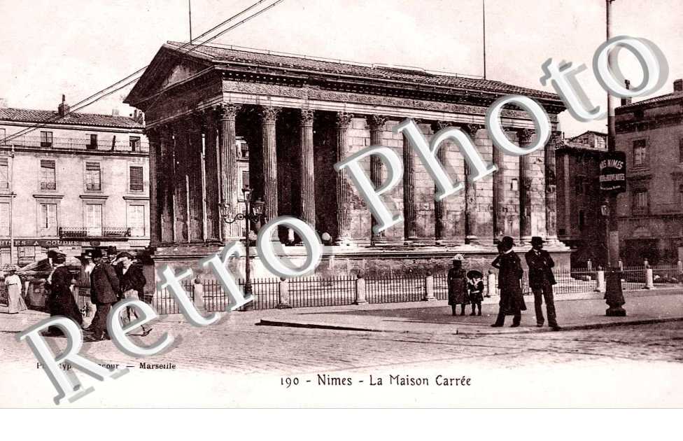 Maison Caree