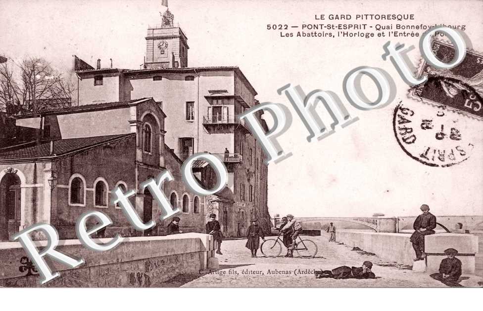 Quay Bonnefoy-Libourg - les abattoirs - l&#039;horloge
