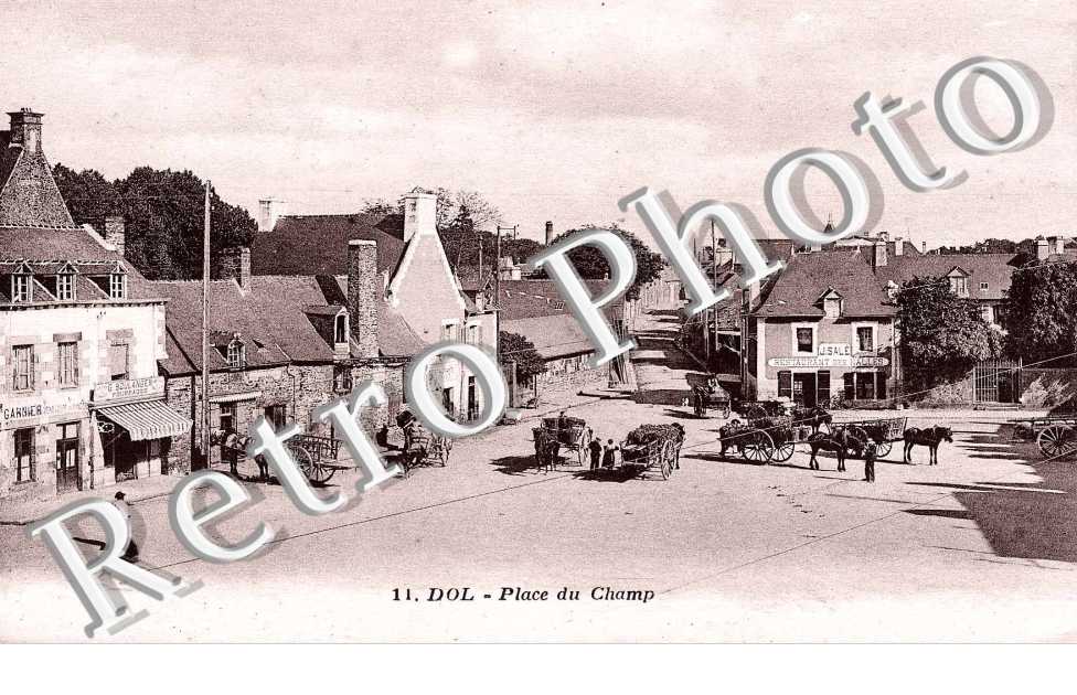 PLACE DU CHAMP