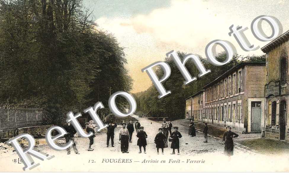ARRIVEE EN FORET VERRERIE