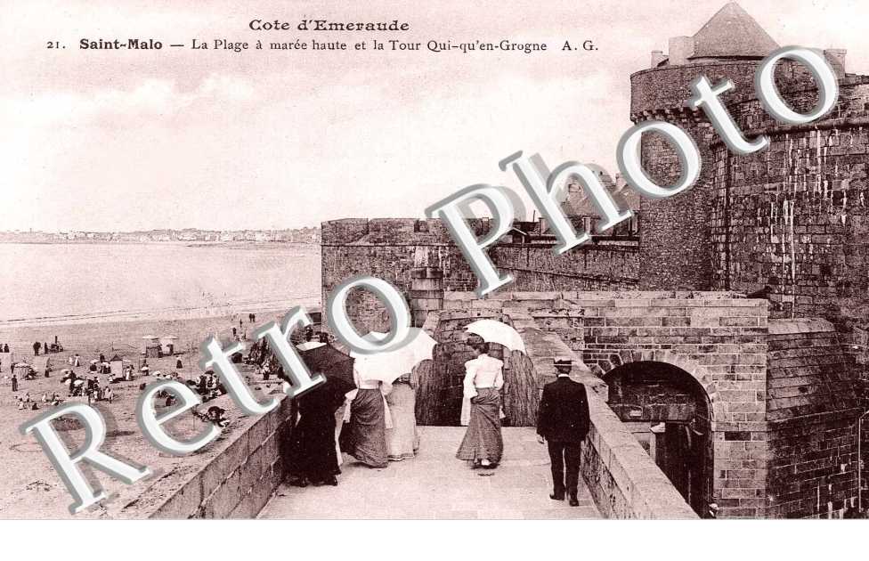 la Plage a maree haute et la tour Qui qu&#039;en Grogne