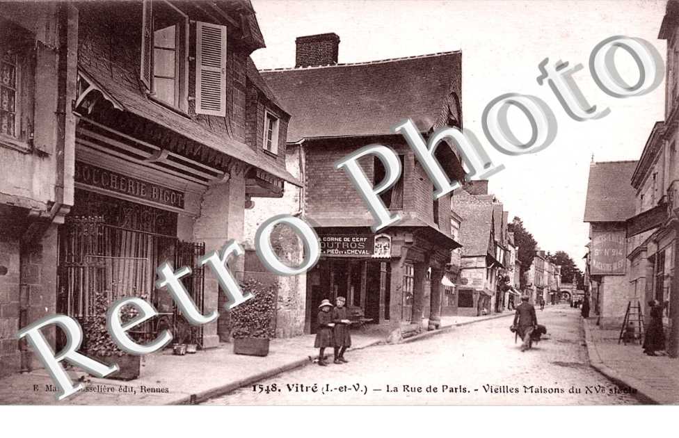 la rue de paris, vieilles maisons du XVe siecle
