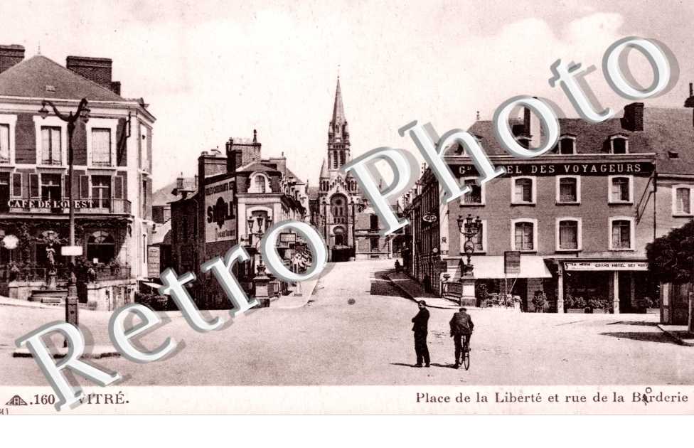 Place de la Liberte et Rue de la Barderie