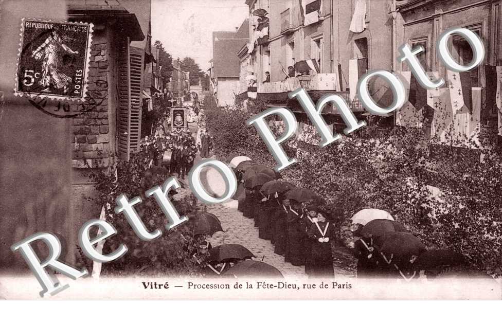 Procession de la Fete-Dieu, Rue de Paris