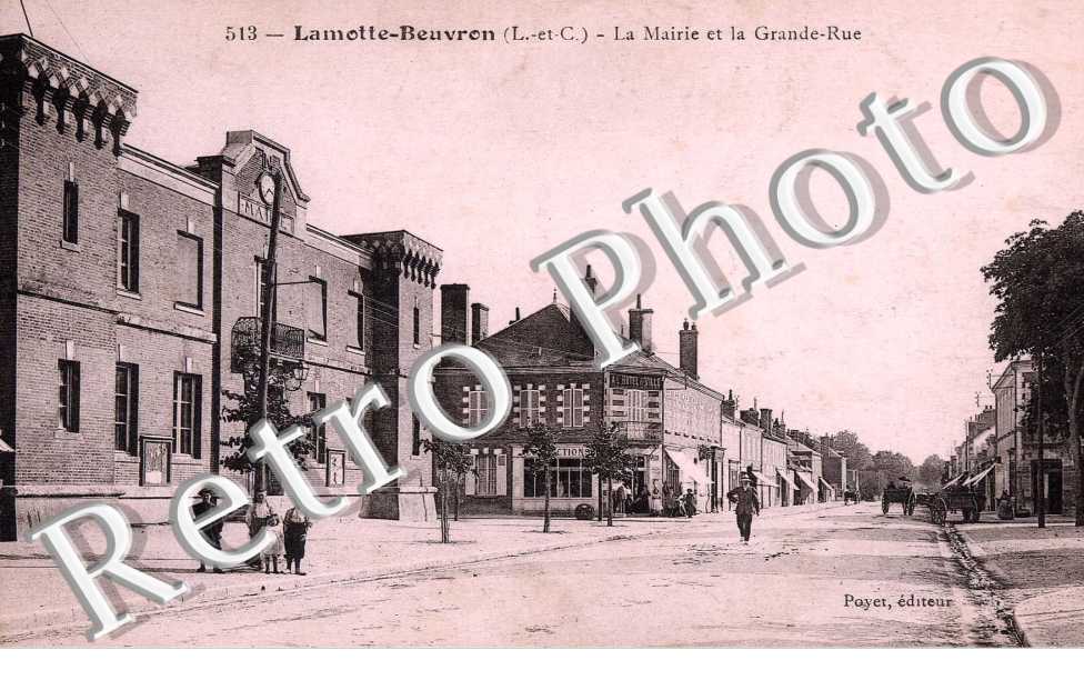 La Mairie et la Grande Rue