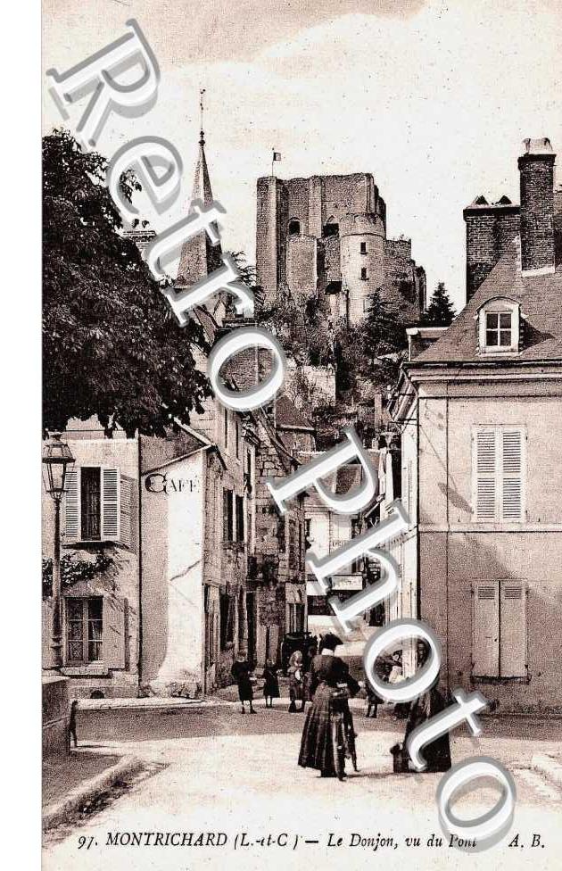 LE DONJON VU DU PONT