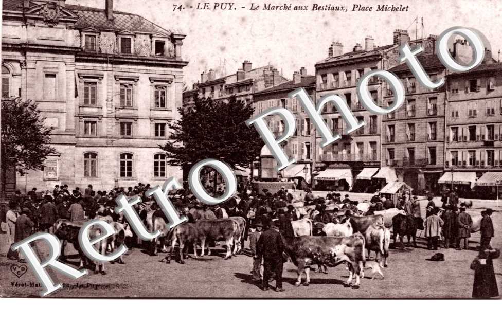Le marche aux bestiaux Place Michelet