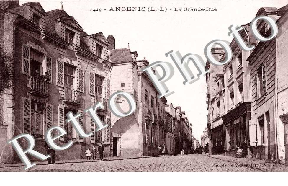 LA GRANDE RUE