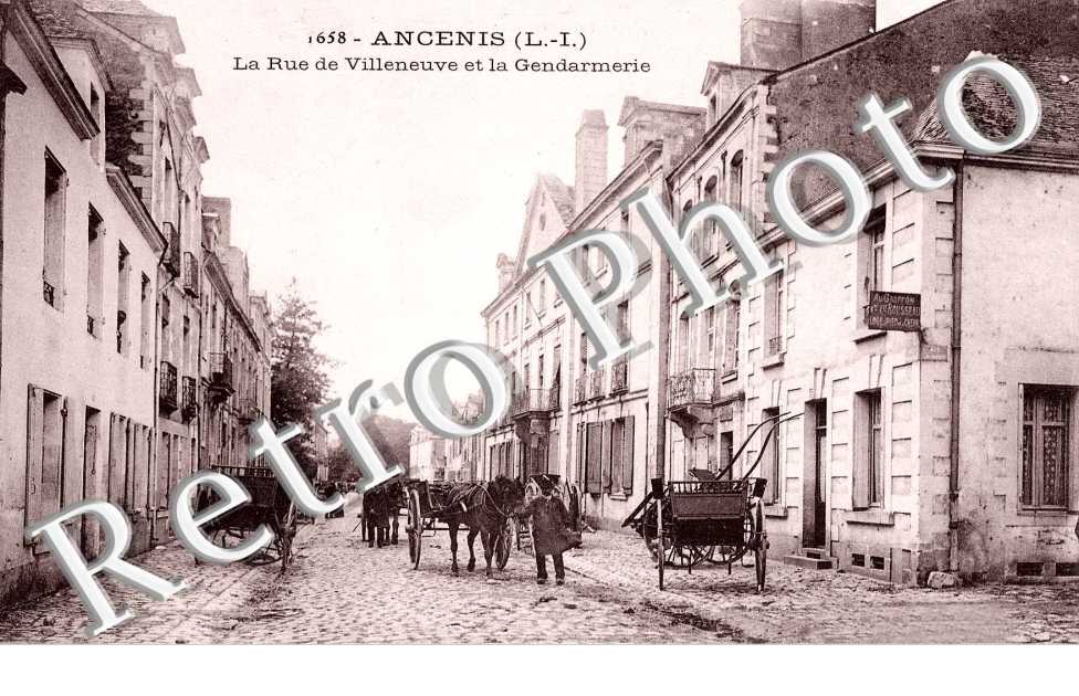 la rue de Villeneuve et la gendarmerie