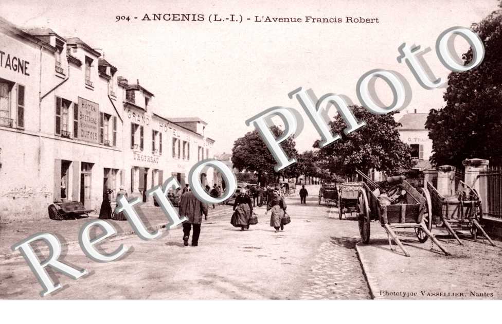 L&#039;Avenue Francis Robert