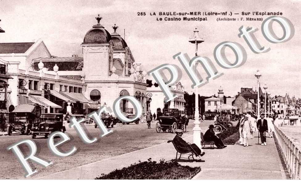 Sur l&#039;Esplanade, le Casino Municipal