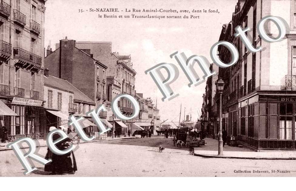 Rue Amiral Courbet avec le Bassin et un transatlantique