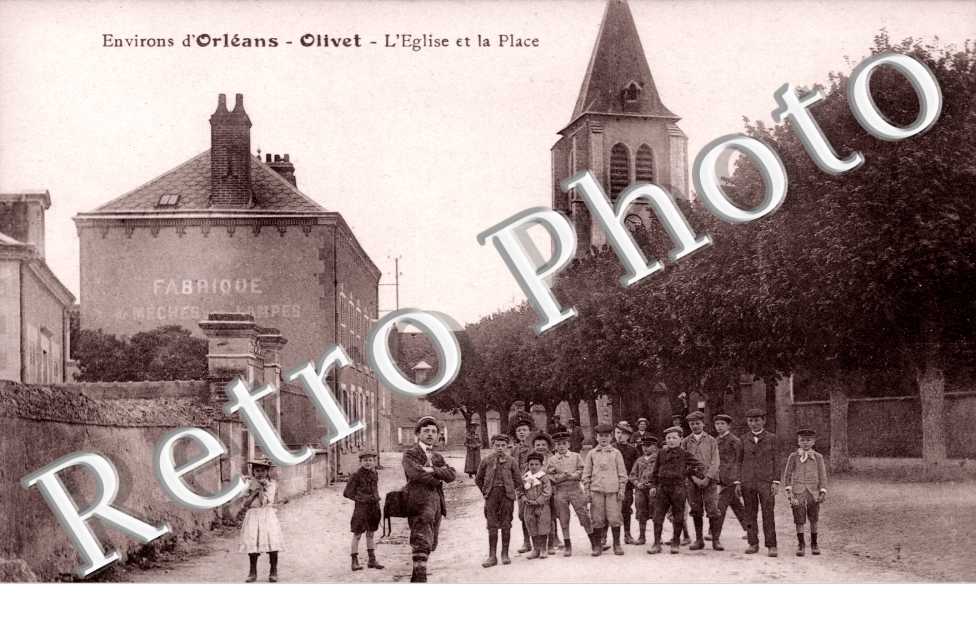 Eglise et la place
