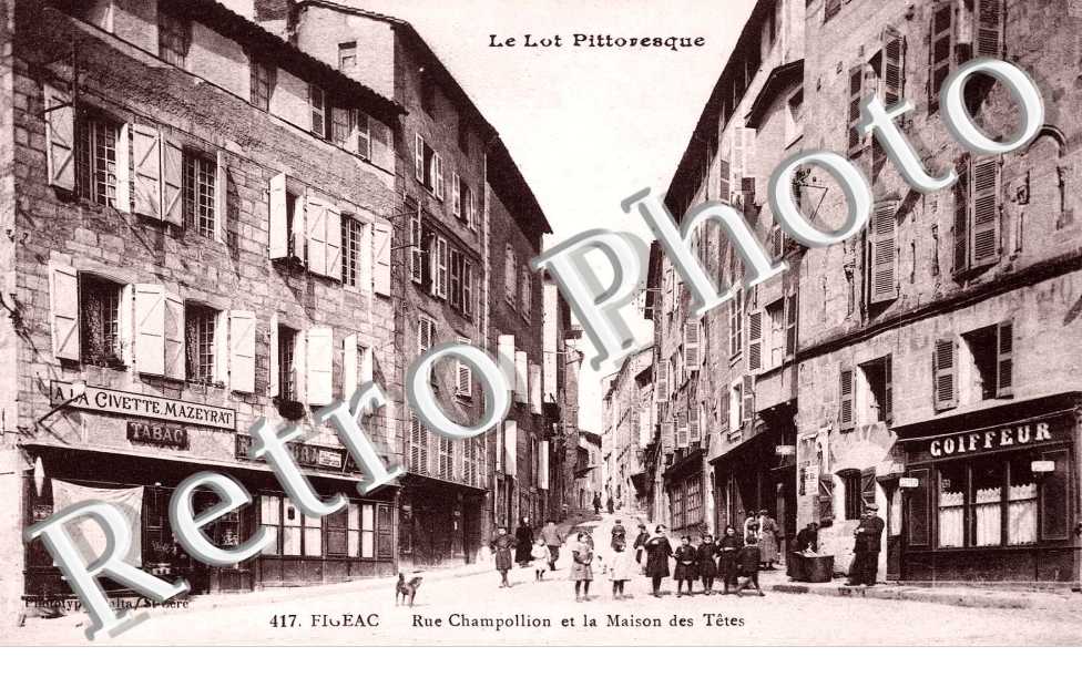 rue champollion et la Maison des Tetes
