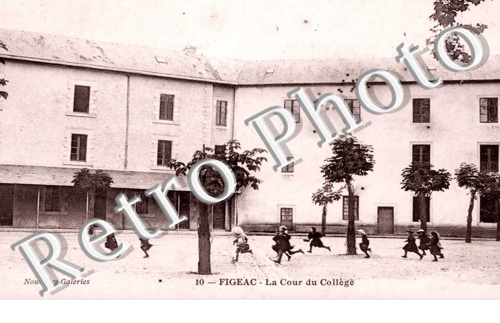 la Cour du College