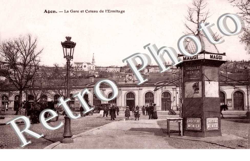 LA GARE ET COTEAU DE L&#039;ERMITAGE