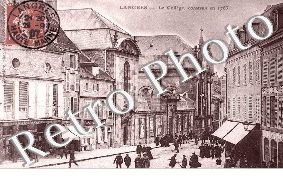 le College construit en 1763