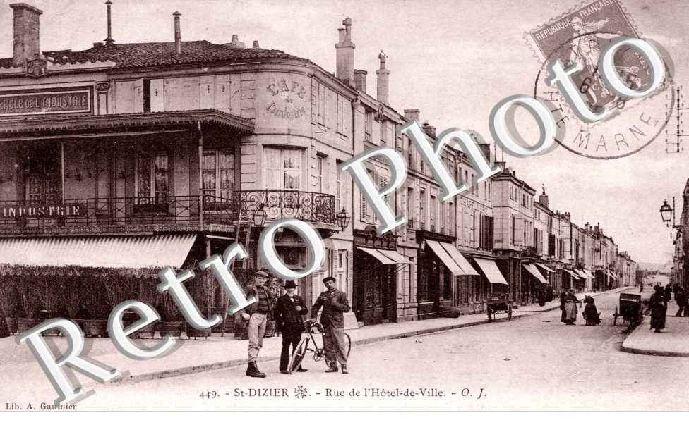 La Rue de l'Hotel de Ville