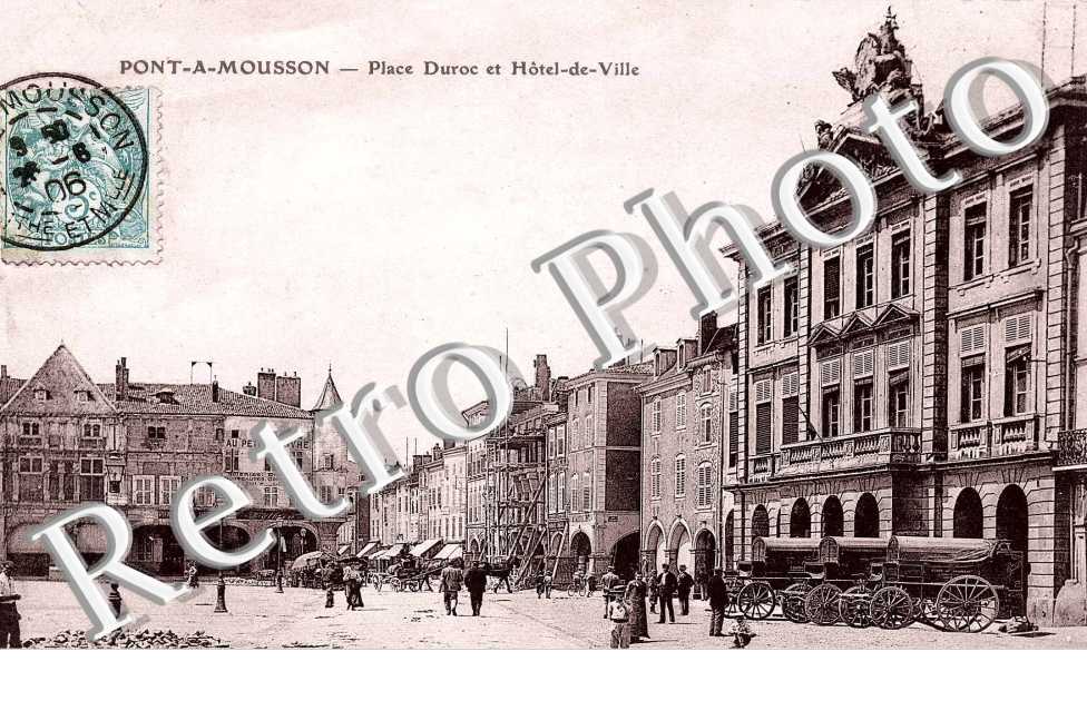 la place Duroc et Hotel de Ville