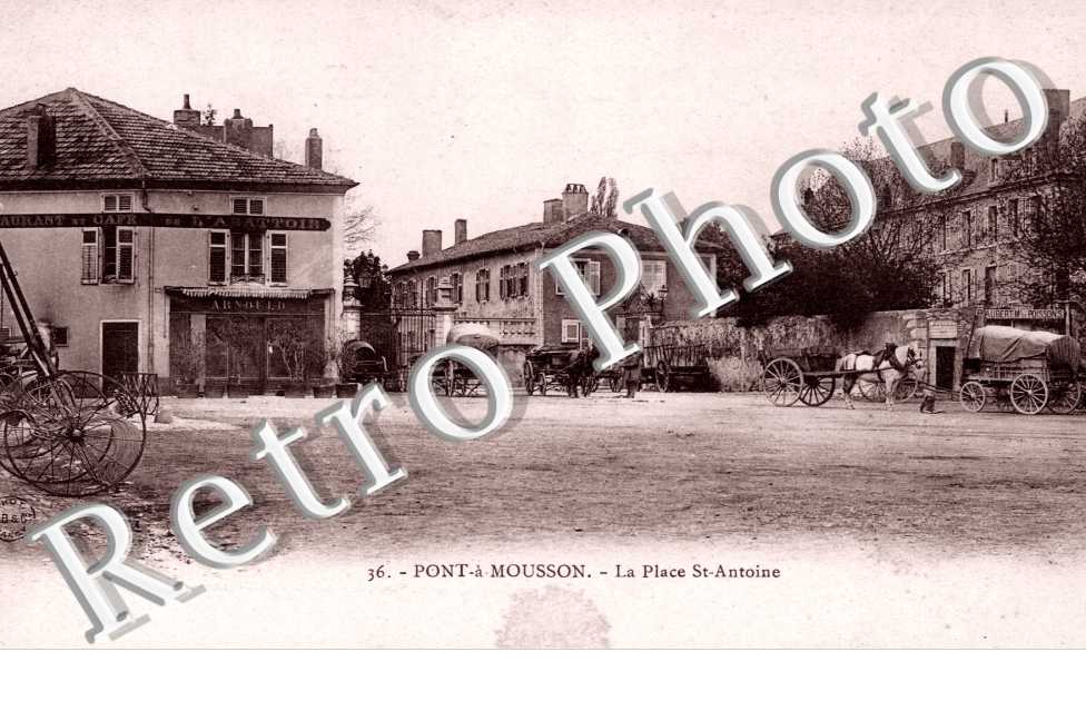 la Place Saint Antoine
