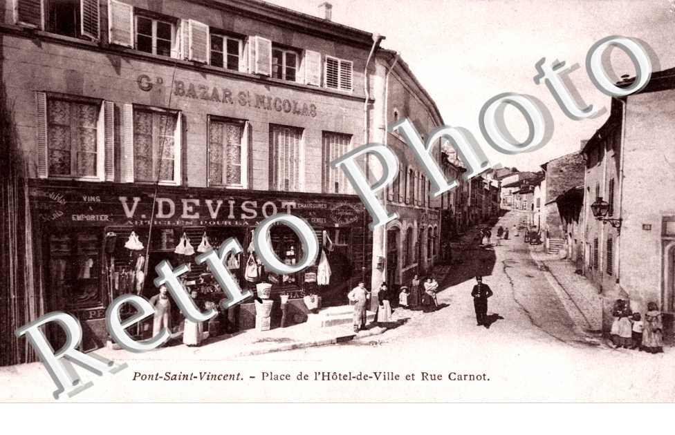 Place de l'Hotel de Ville et Rue Carnot