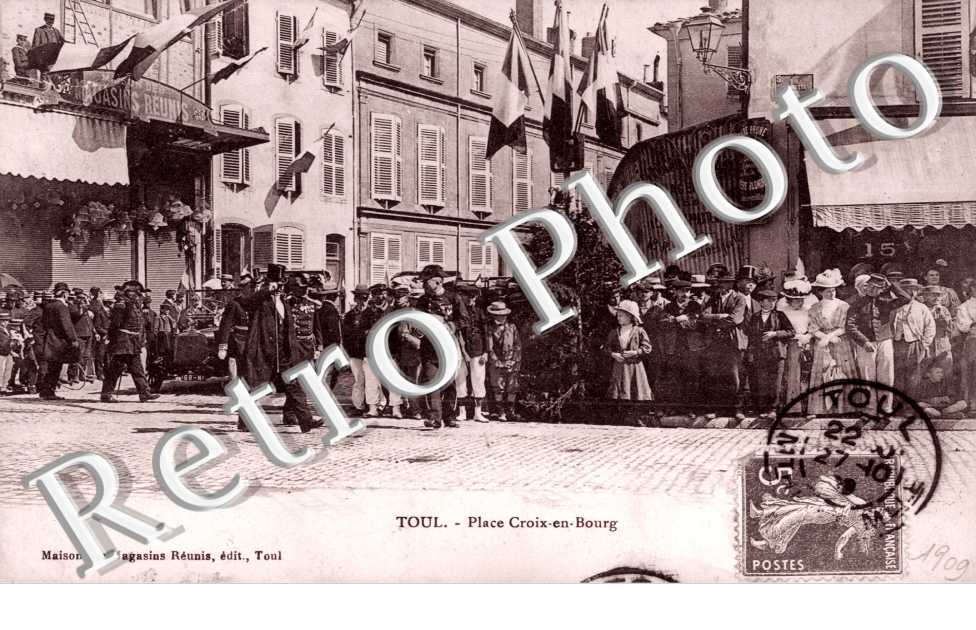 Place Croix en Bourg